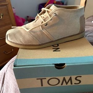 Toms bota